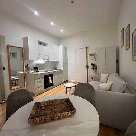 Maison Ferro *